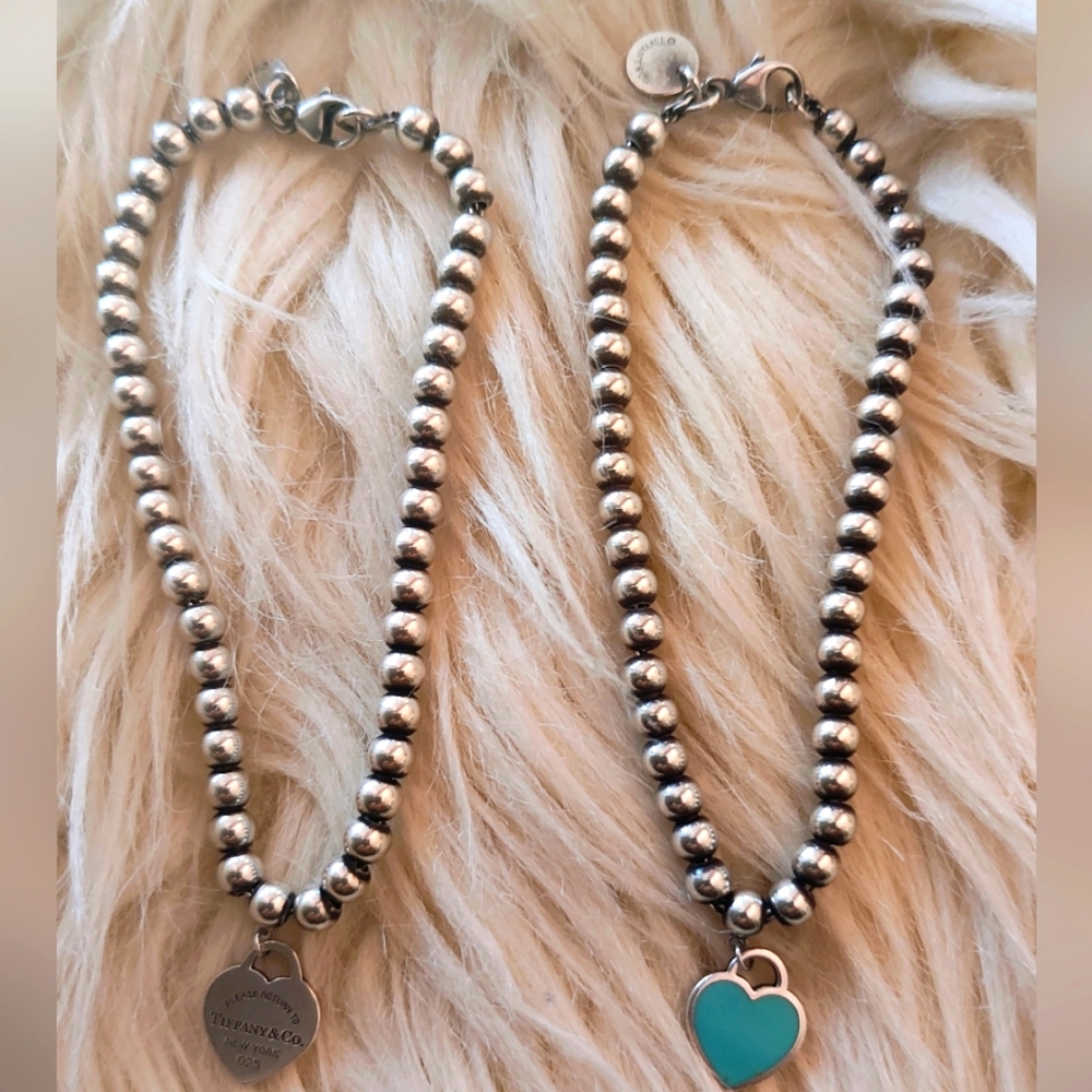 **SOLD**🩵🤍 Tiffany & Co. Beaded Heart Bracelet Bundle 🩵🤍